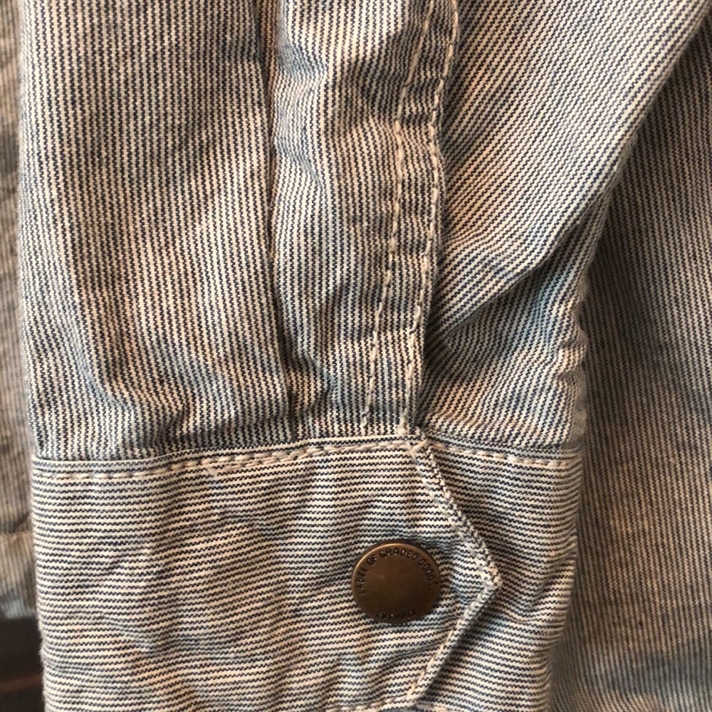 Lightweight Jacket - Picture 6 of 7